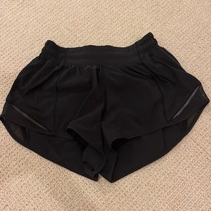 Hotty Hot Low-Rise Lined Short 2.5"